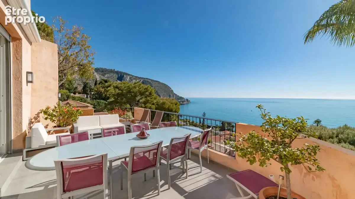 Èze - bord de mer - villa 7 pièces - photo 25