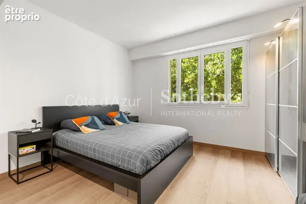 Nice, appartement rénové avec deux terrasses et panorama sur la Méditerranée - photo 15