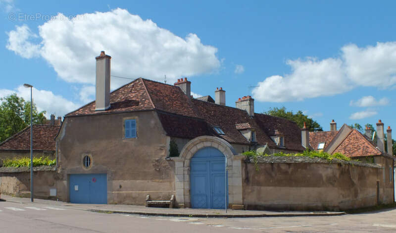 Maison à SEMUR-EN-AUXOIS