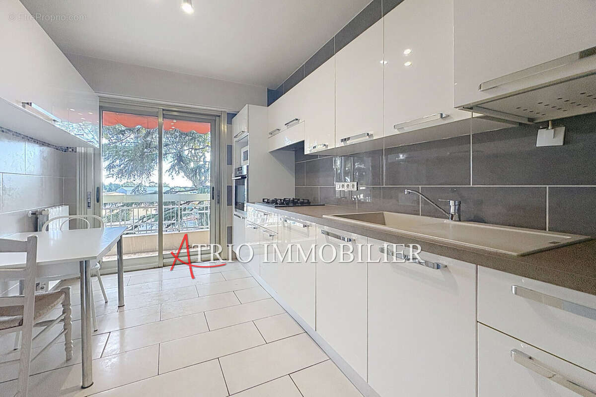 Appartement à CAGNES-SUR-MER