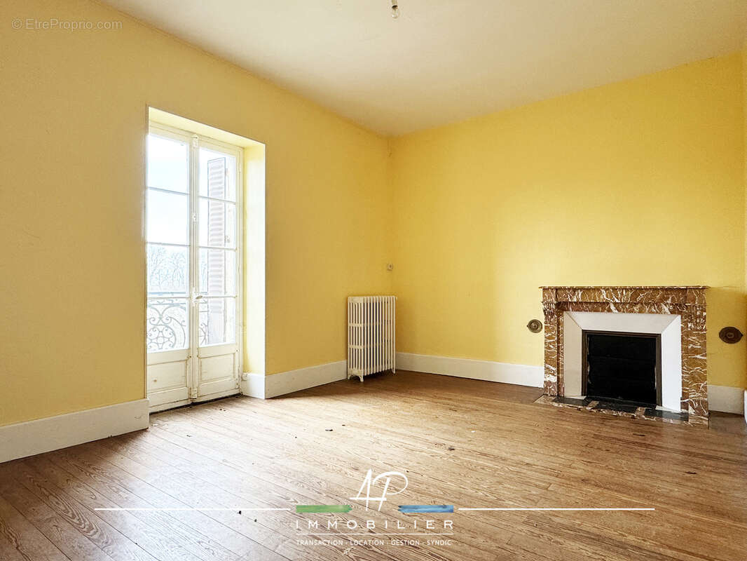 Maison à BEIRE-LE-CHATEL