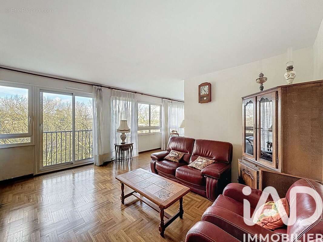 Photo 2 - Appartement à VERRIERES-LE-BUISSON