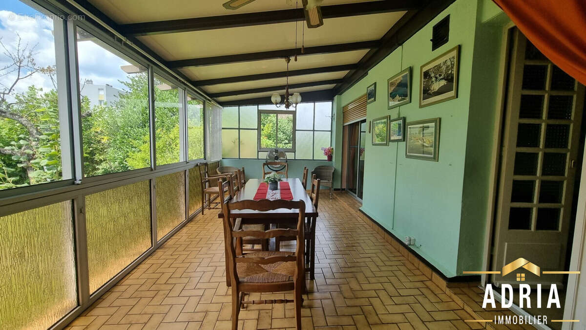 Véranda actuelle - Maison à MAIZIERES-LES-METZ