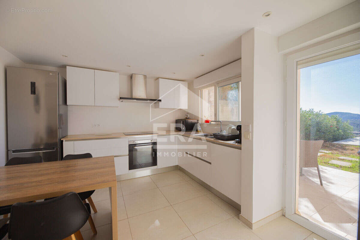 Maison à MANDELIEU-LA-NAPOULE