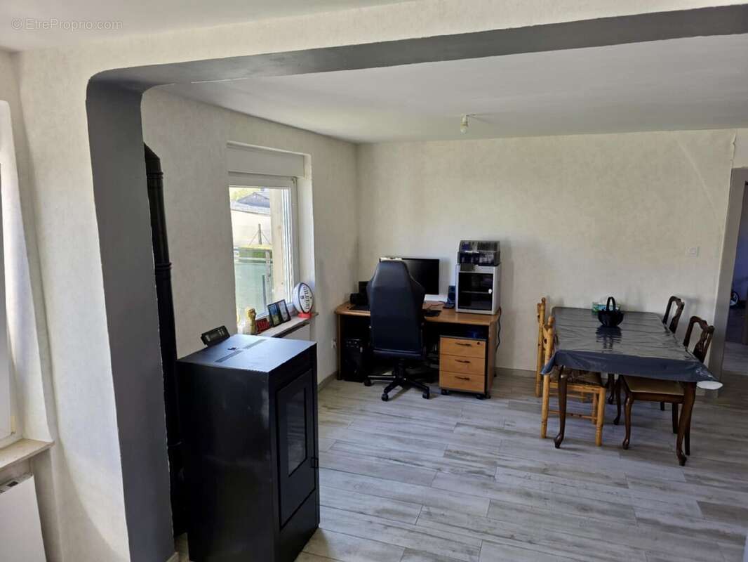 Appartement à PUTTELANGE-AUX-LACS