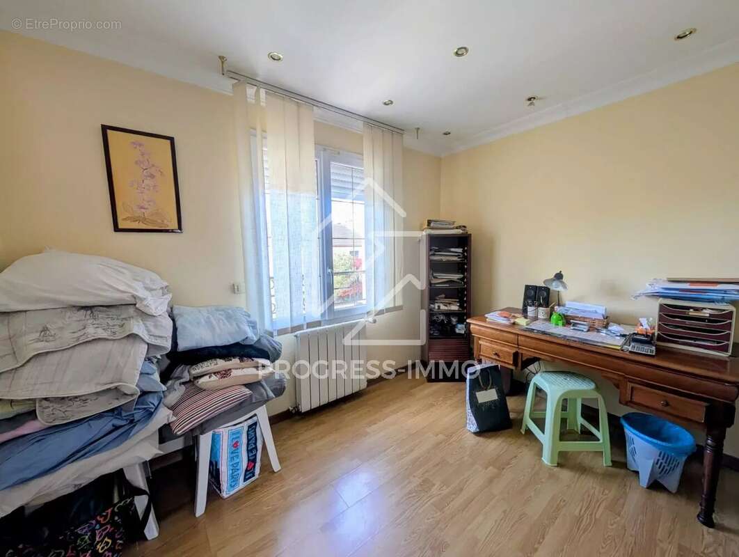 Maison à ORMESSON-SUR-MARNE