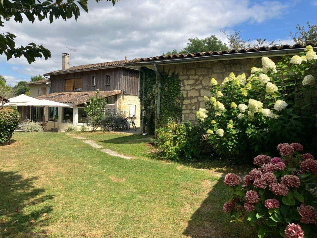 Maison Bordeaux rive droite, 193m² sur 1,9 ha de terrain - photo 2