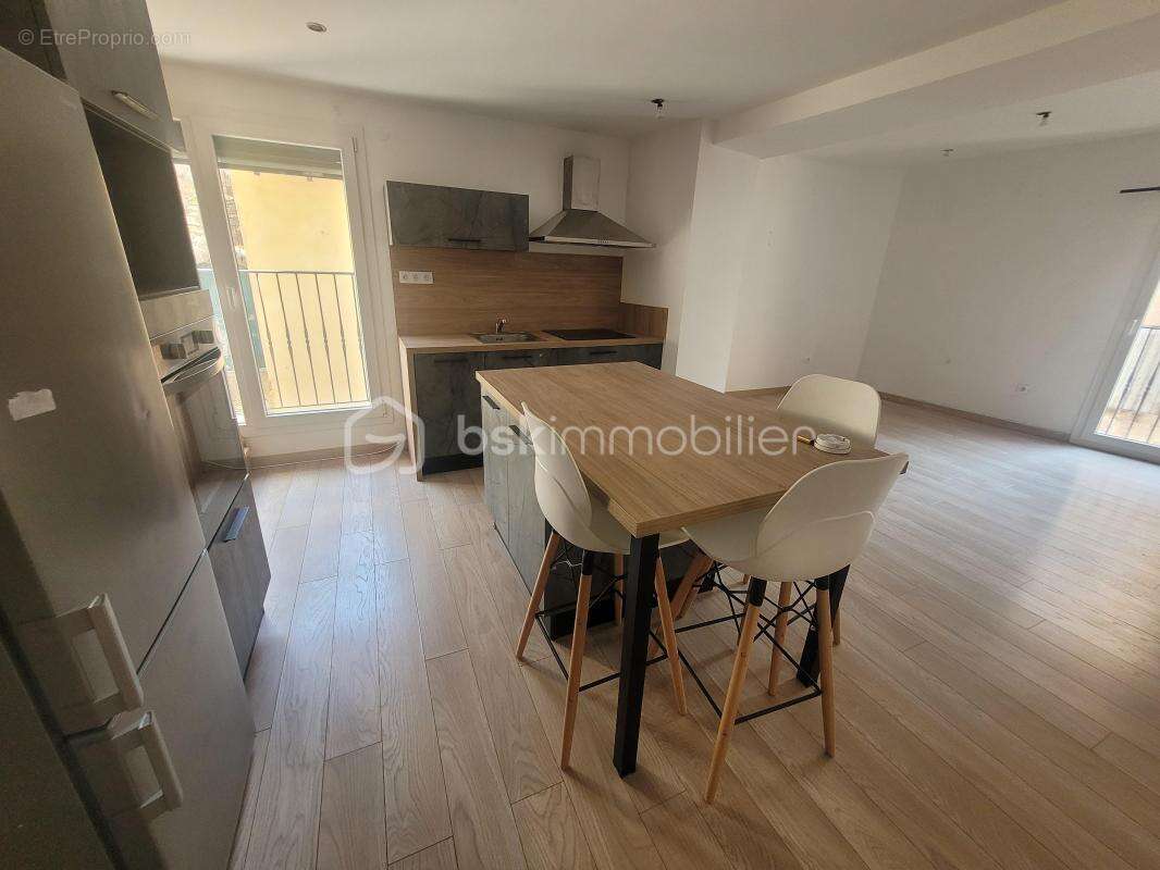 Maison avec terrasse et balcon au cœur de Marguerittes - Calme et confort à votre portée ! - photo 10