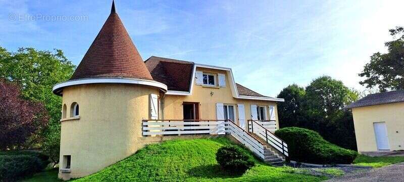 Photo 7 - Maison à BILLOM