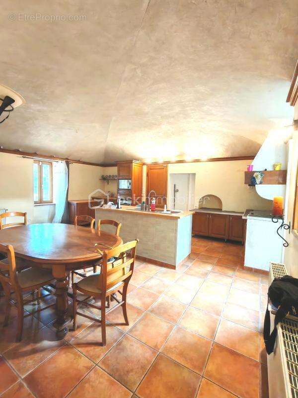 Maison à VIVIERS