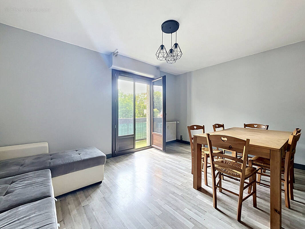 Appartement à BONNEVILLE