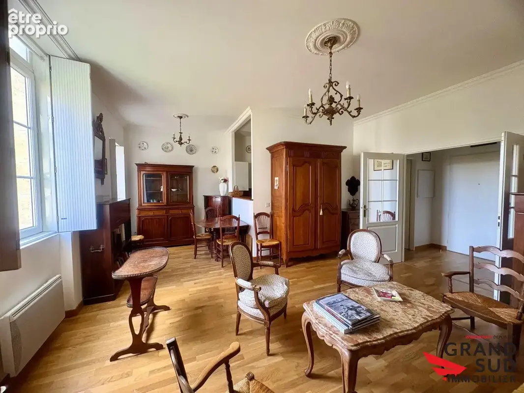 Appartement 3 pièces 76 m² à vendre à Bordeaux (33000) - photo 2
