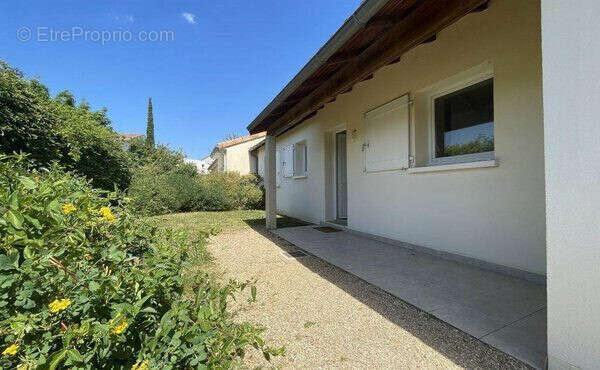 Maison 94 m² à Mignaloux-Beauvoir  - photo 2