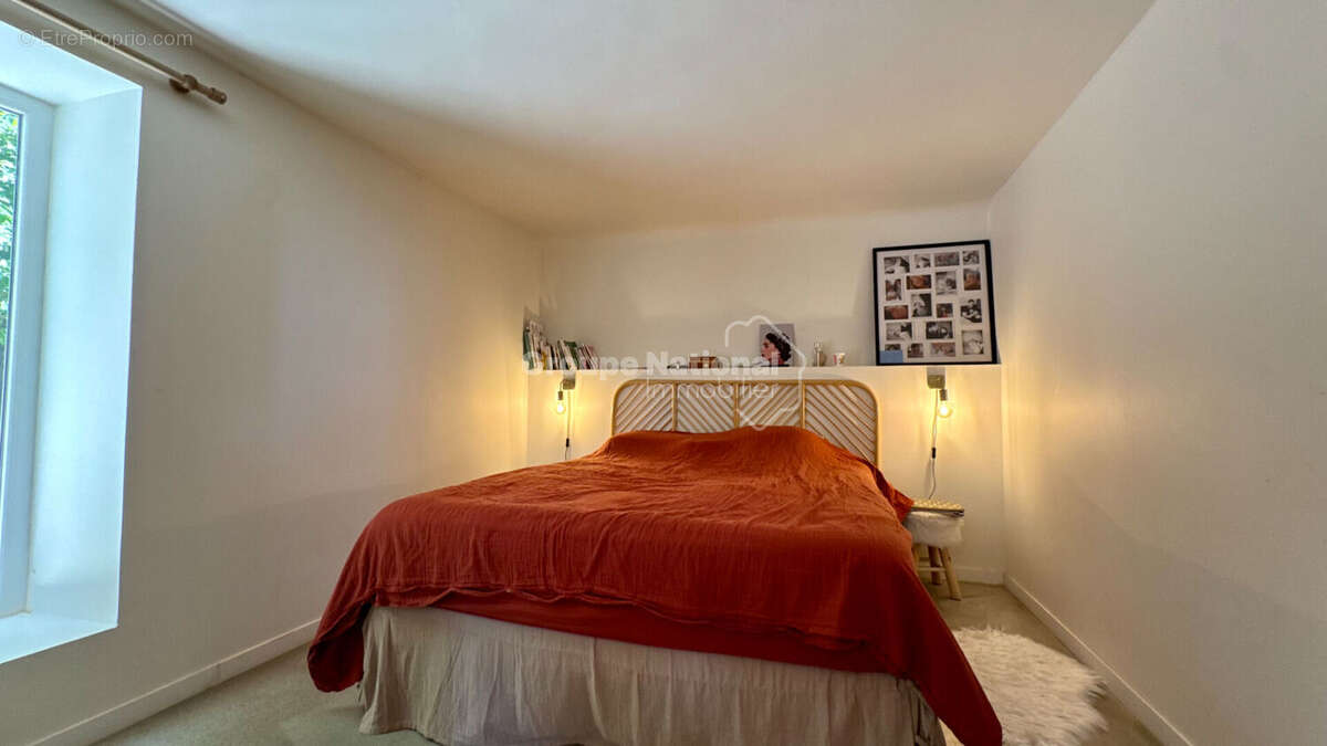 Nîmes - Puech du Teil - Maison P4 de 91 m² avec piscine, garage et jardin - photo 7