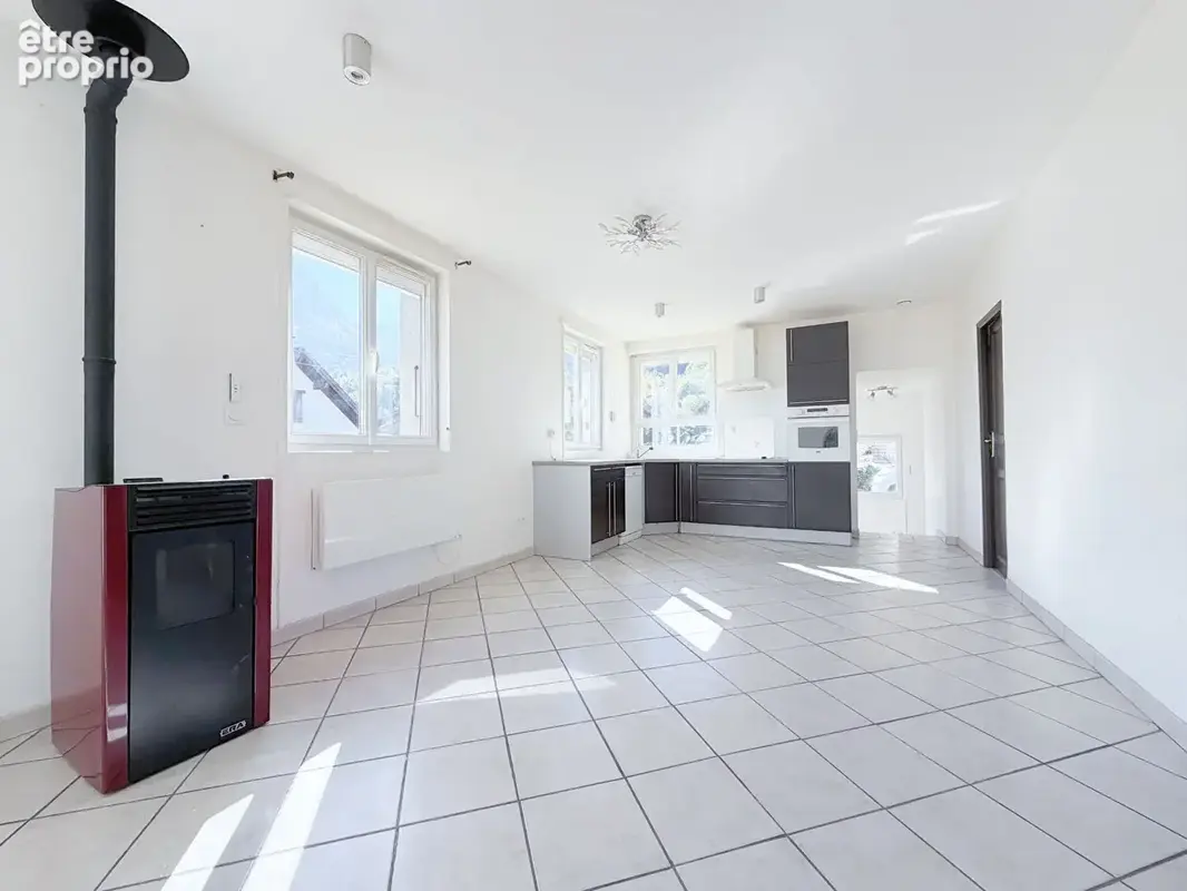 A vendre, appartement t4 avec potentiel, jardinet et parking privé, scionzier - photo 7