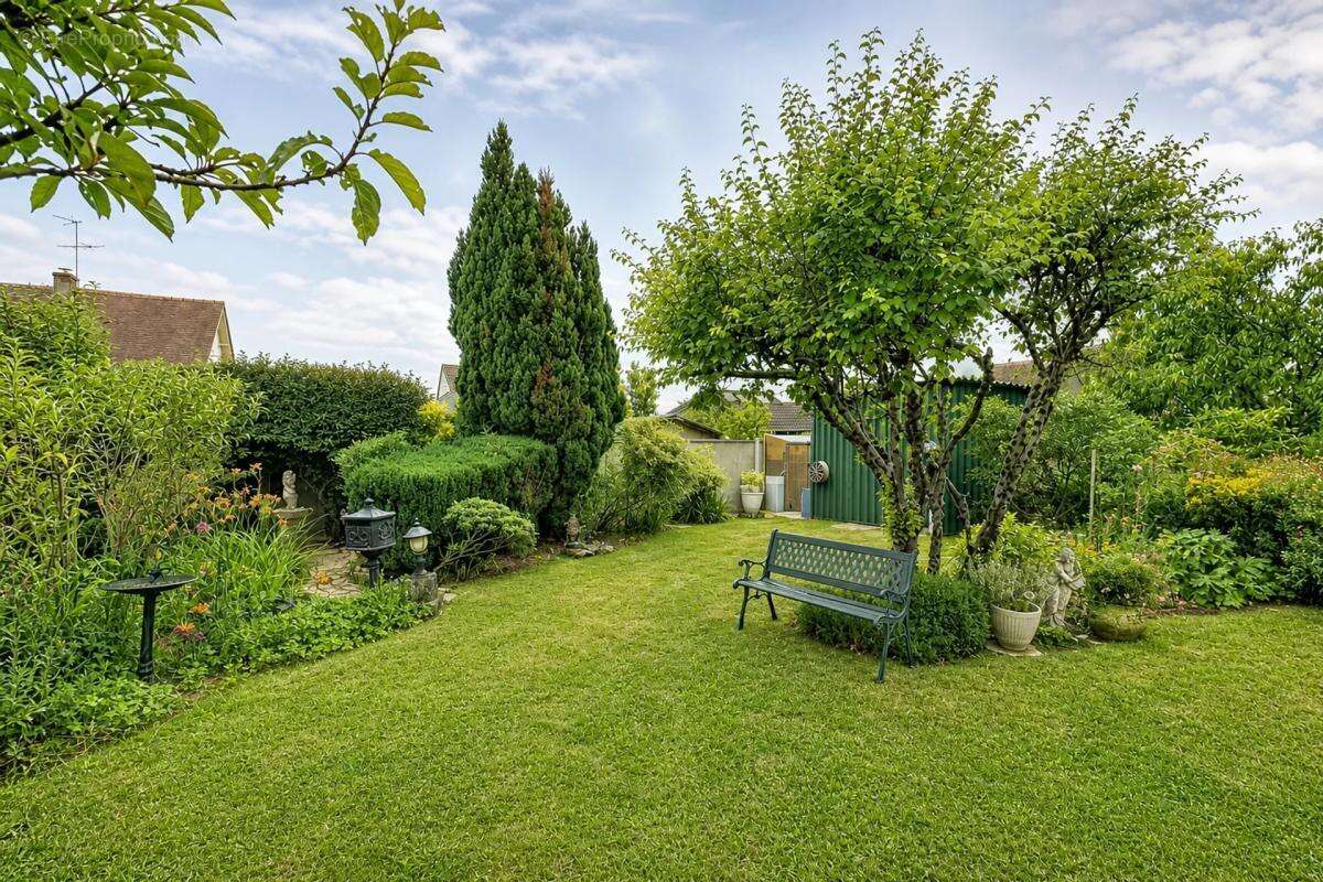 Maison de caractère de 7 pièces de 186 m² à Chécy - photo 14