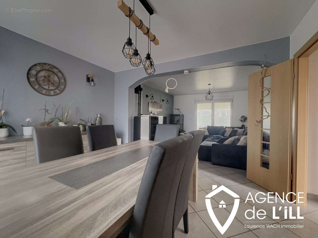 Maison 4 pièces 110 m2 avec appartement 2 pèces 51 m2 sur 361 m2 de terrain - photo 3