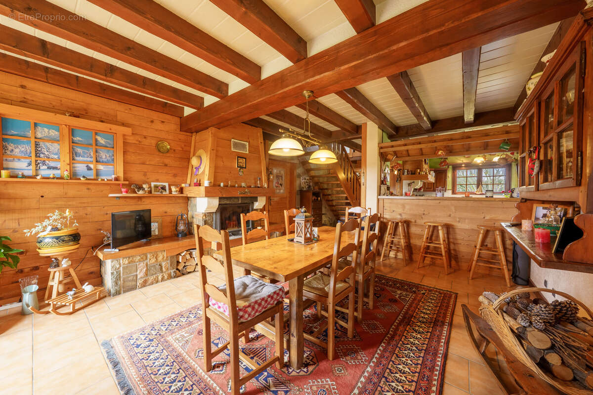 Maison à ALLINGES