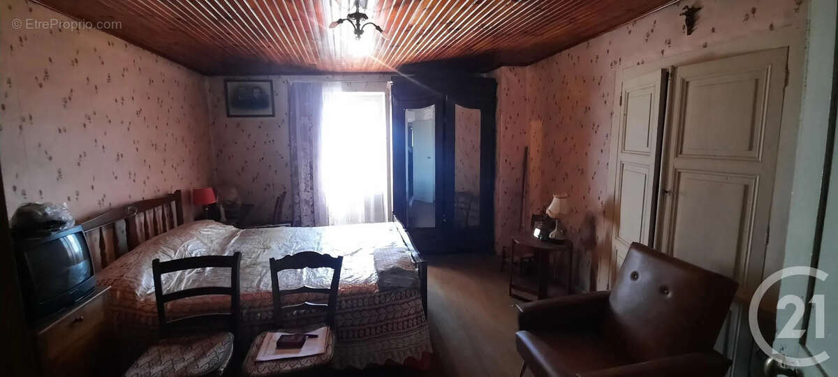 Maison à CHARBONNIER-LES-MINES