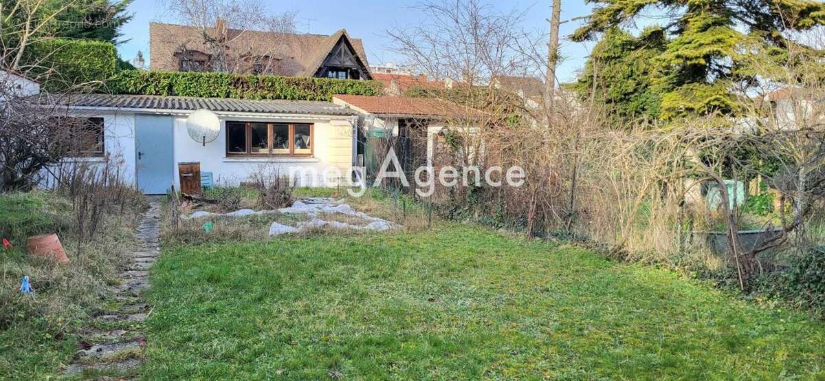 Maison à LES PAVILLONS-SOUS-BOIS