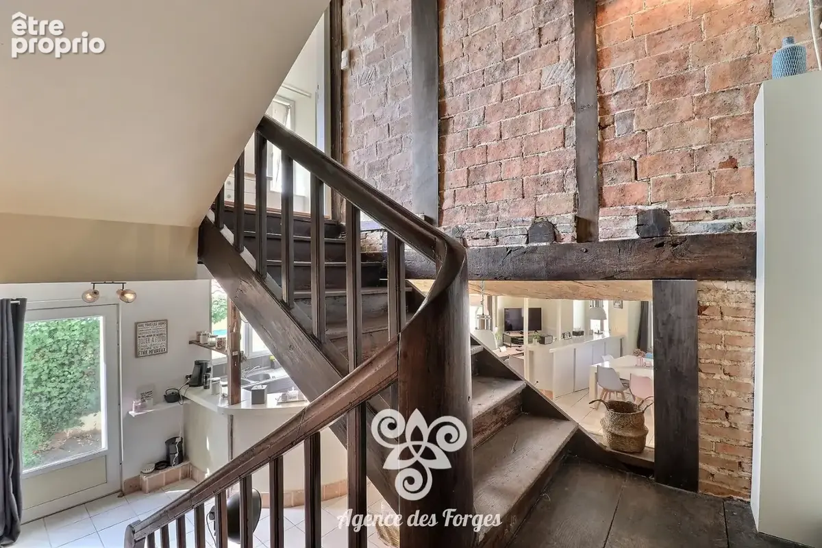 Maison de bourg de 173 m2 / 4 chambres / Beaupréau - photo 8