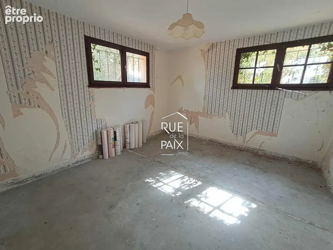 Maison sur sous-sol avec jardin sur la commune de Besse - photo 11