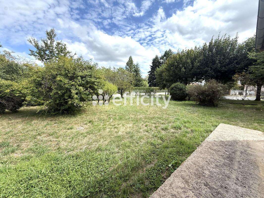 Maison à VERTEUIL-SUR-CHARENTE