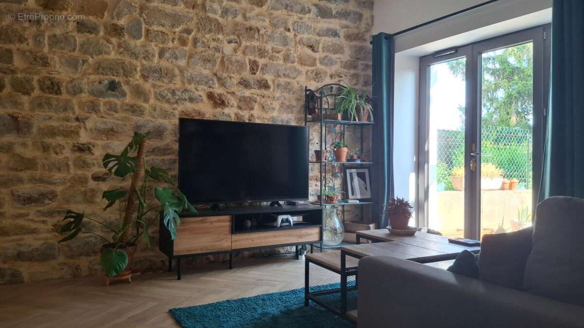 Bully Maison de ville au calme avec jardin  et terrasse - photo 7