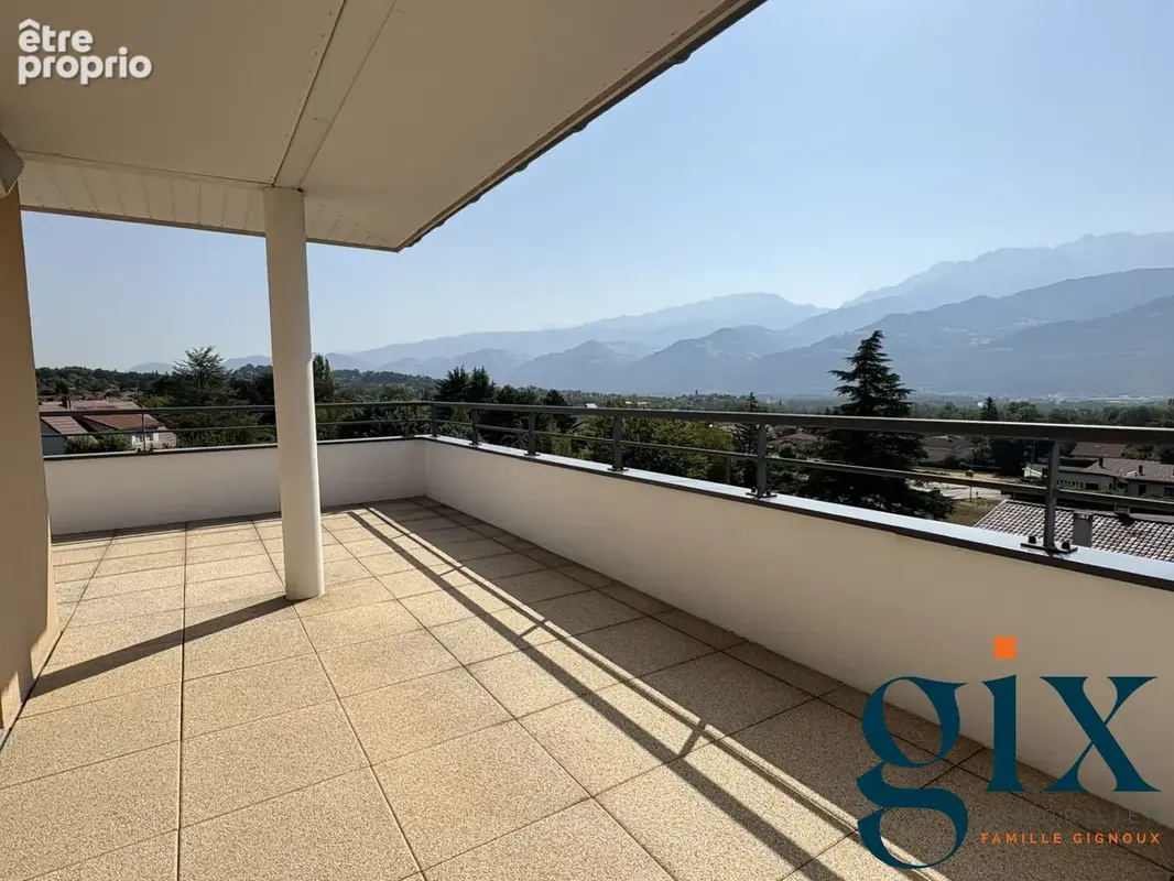 Appartement à SAINT-ISMIER