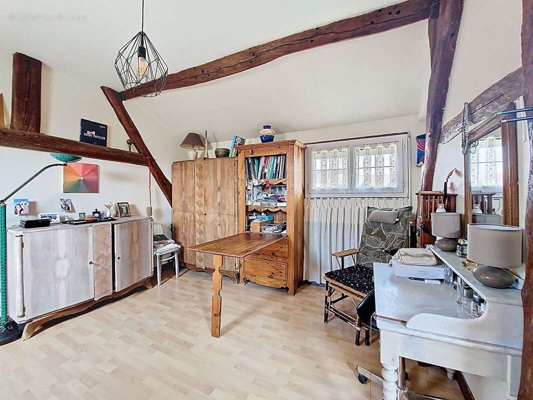 Gasny hypercentre - photo 10
