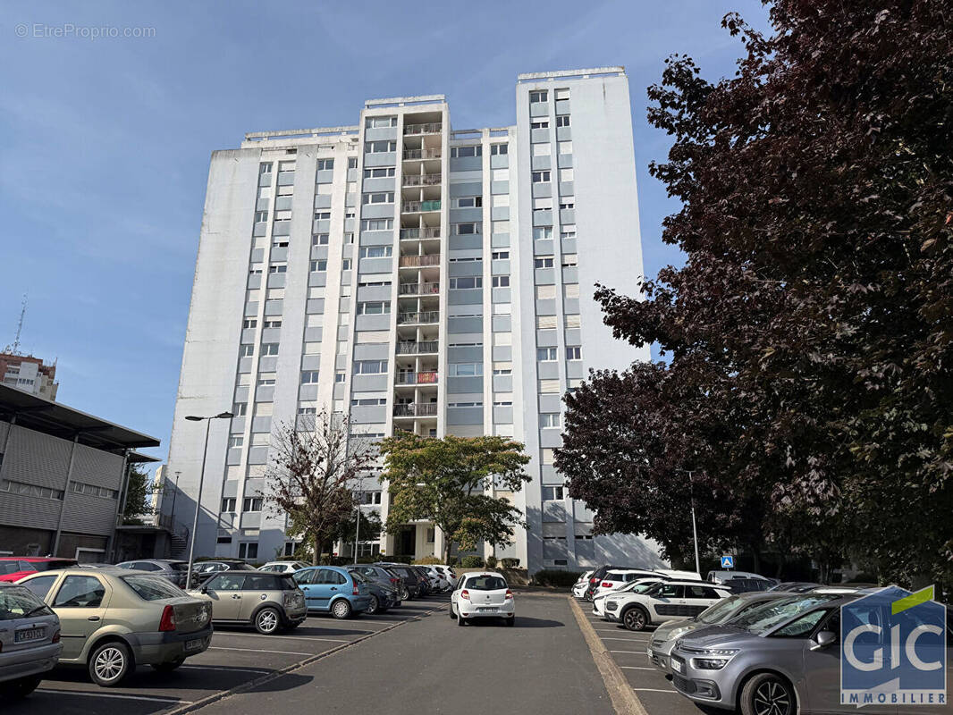 Appartement à HEROUVILLE-SAINT-CLAIR