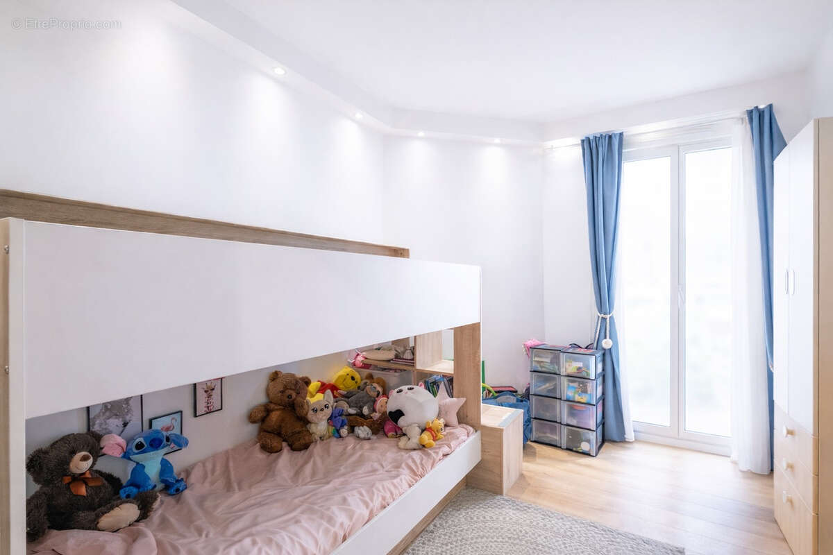 Appartement Neuilly Sur Seine 3 pièce(s) 76.77 m2 - photo 5