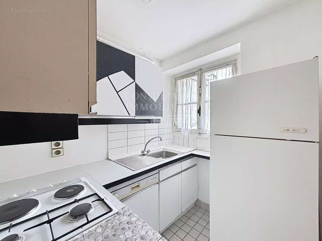 Appartement à NEUILLY-SUR-SEINE