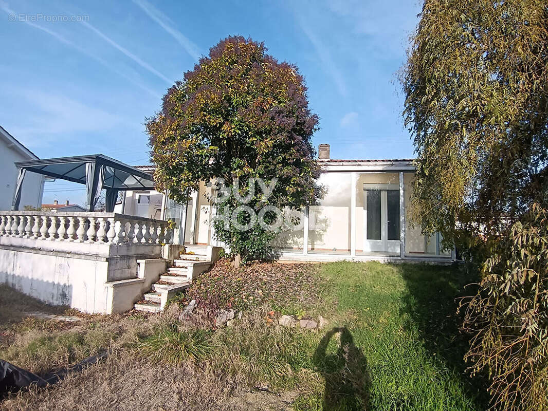 Maison à MIRAMONT-DE-GUYENNE