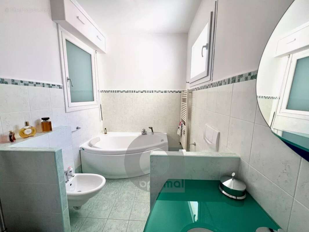 Appartement à MENTON