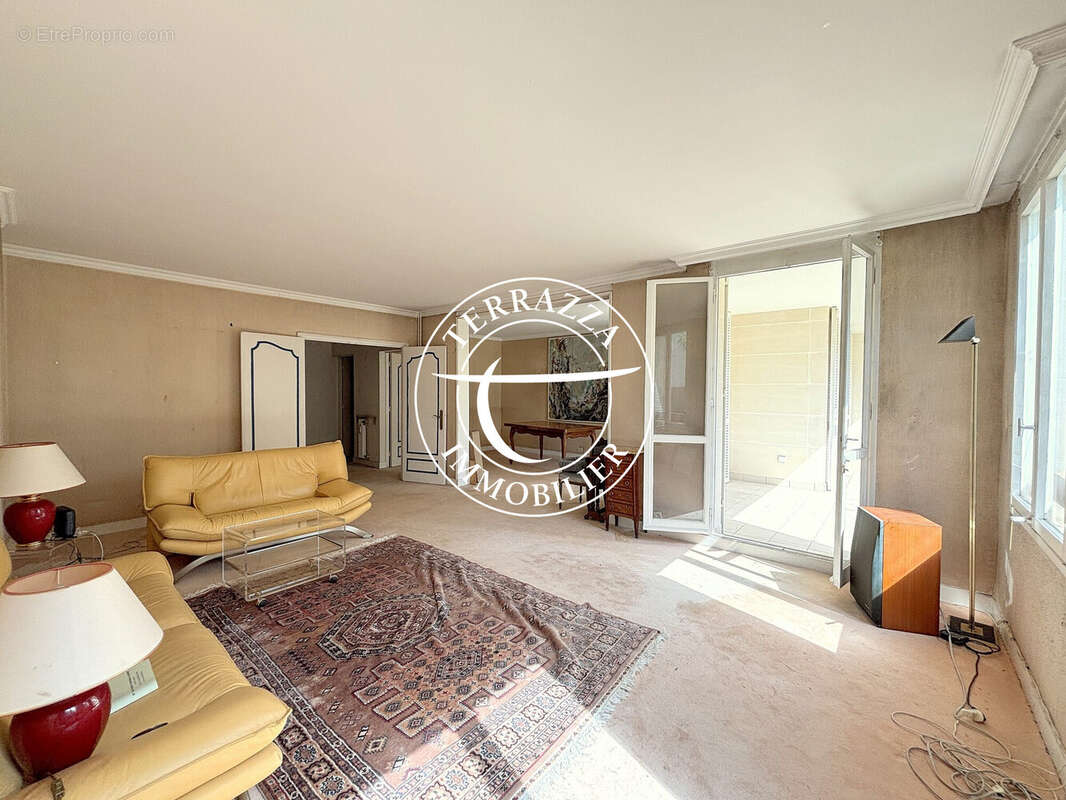 Appartement à LOUVECIENNES