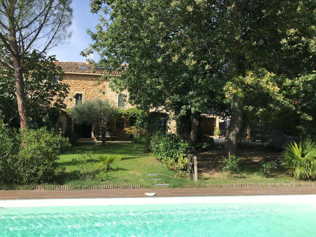 Maison à VAISON-LA-ROMAINE