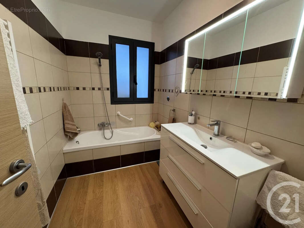 Appartement à PENTA-DI-CASINCA