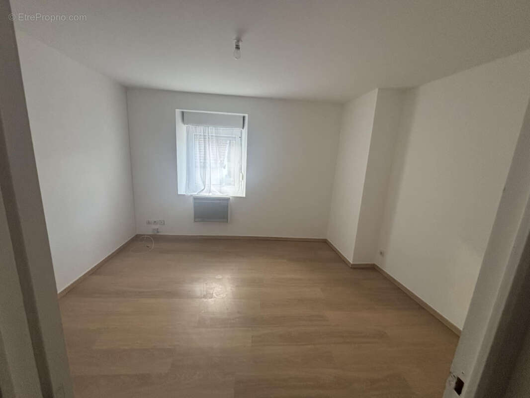 Maison à VIGNEULLES-LES-HATTONCHATEL