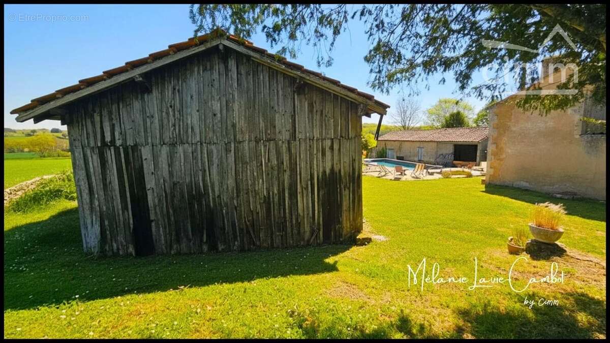 Maison à MIRAMBEAU