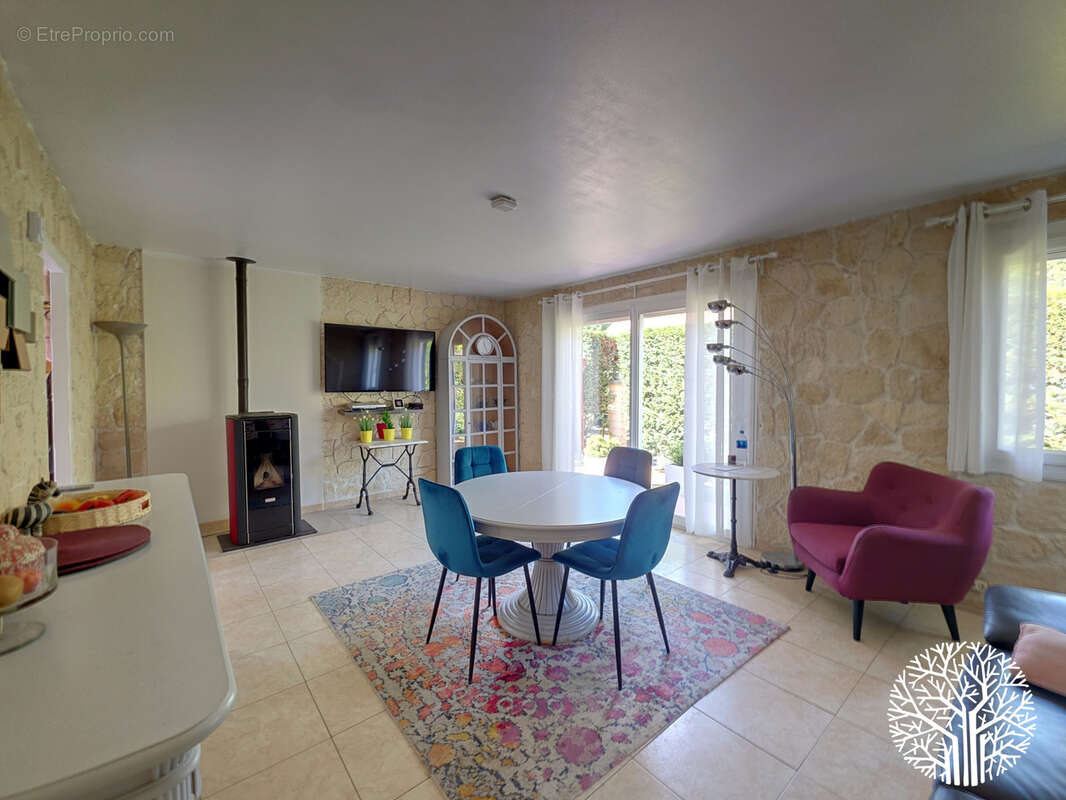 Maison à ARBONNE-LA-FORET