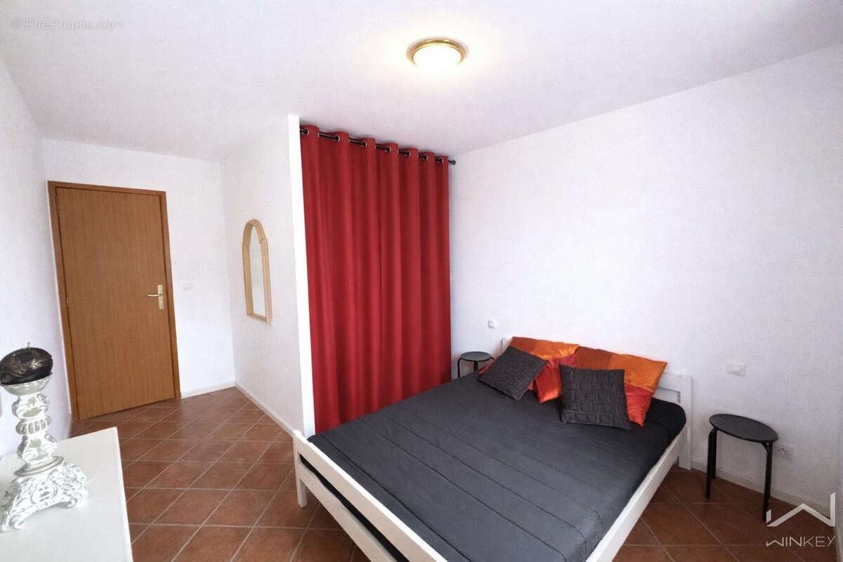 Maison à SAINT-REMEZE