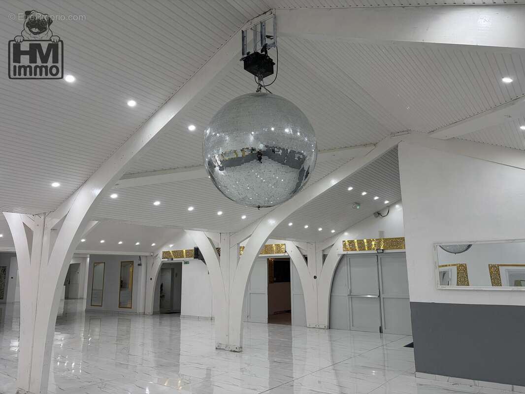 n°2 - Commerce à LUBERSAC