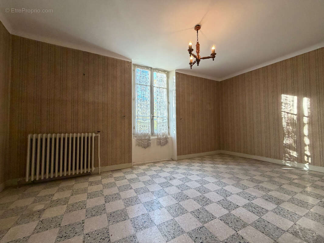 Maison à PIOLENC