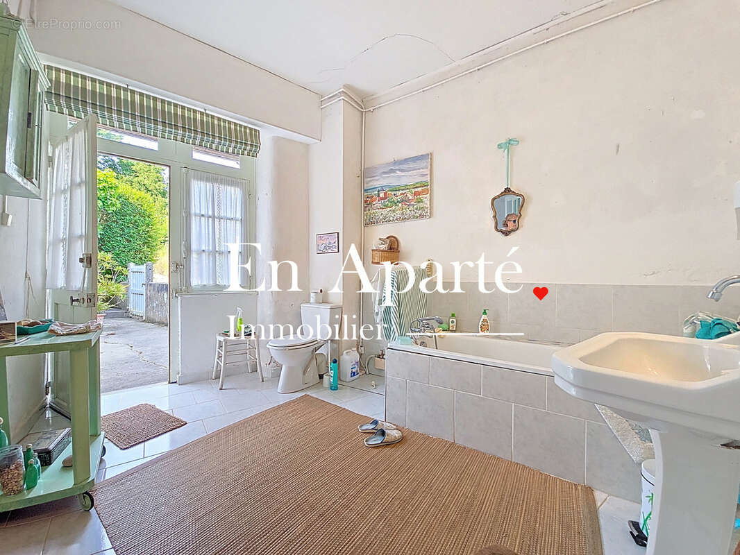Maison trois chambres, St Pair-sur-mer - photo 9