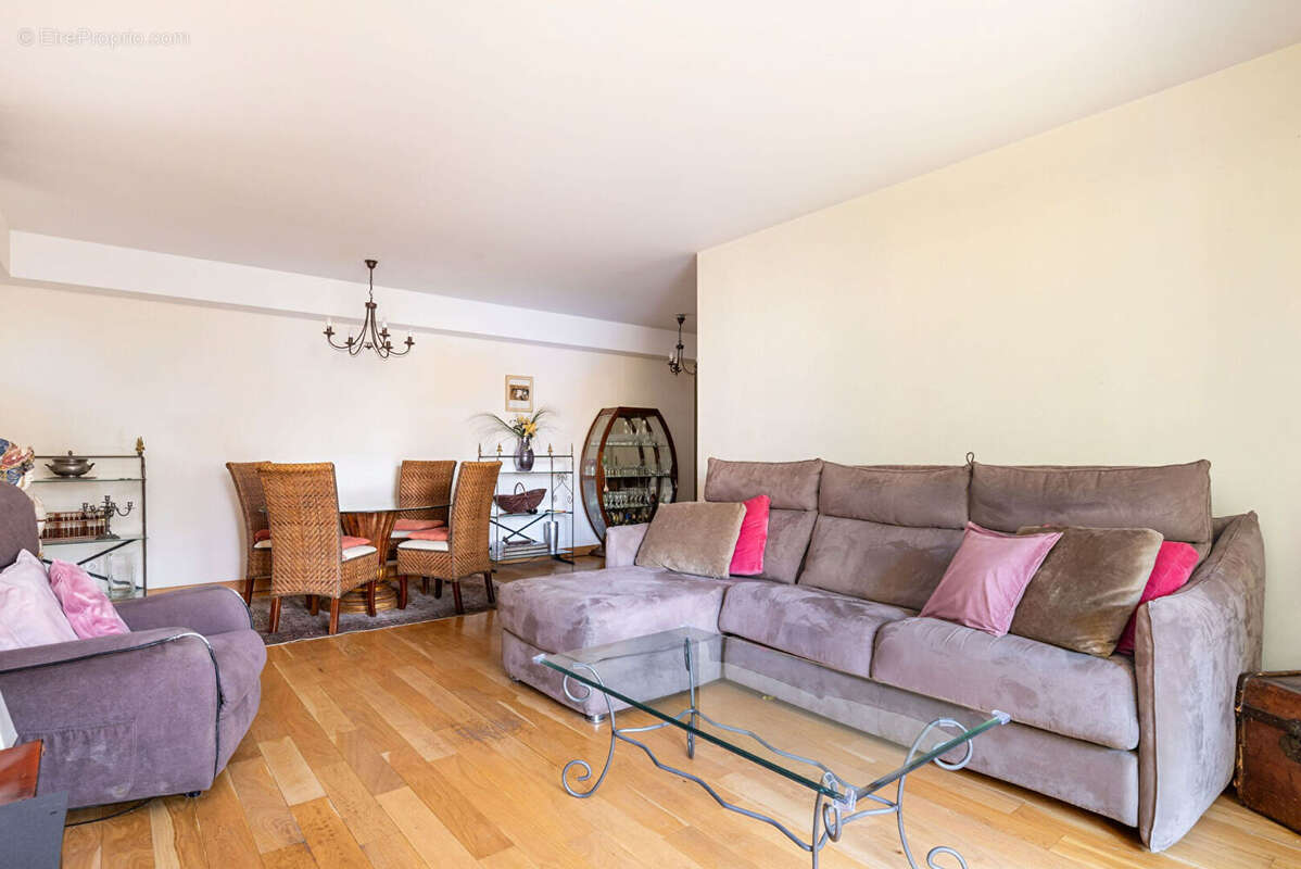 Appartement à LYON-1E