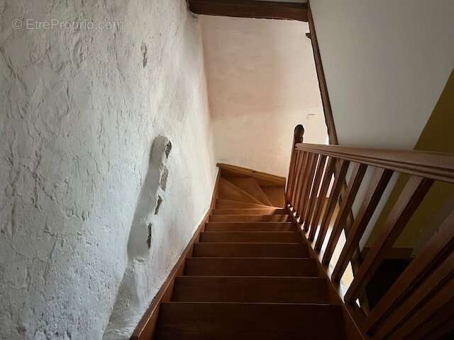 Maison à CHAMPAGNAC-LA-RIVIERE