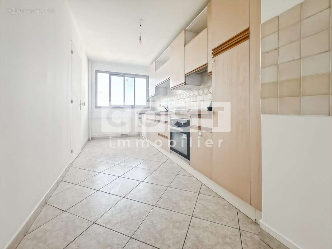 Appartement à COLOMBES