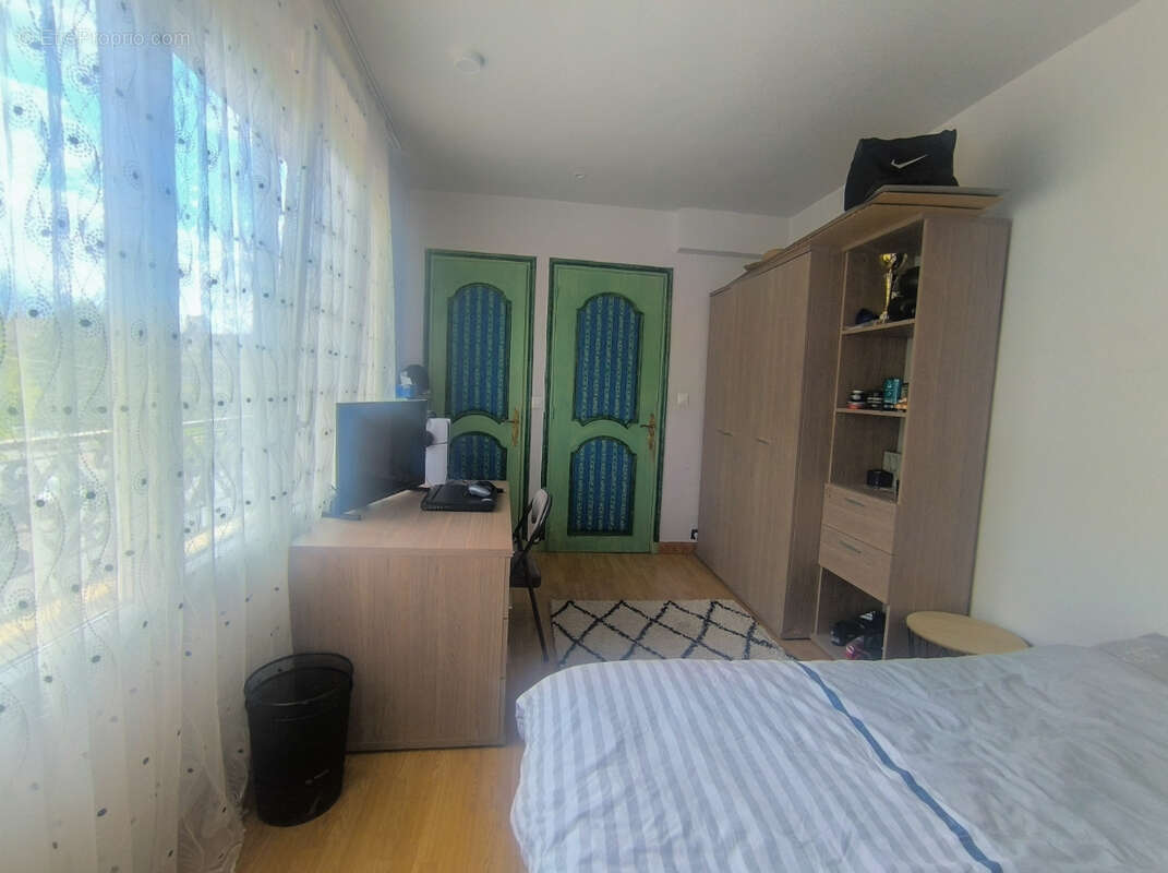 Maison 8 pièces + maison 3 pièces - photo 8