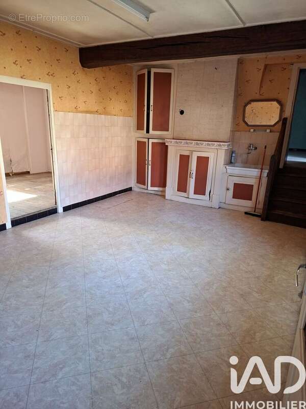 Maison 93 m² à Fretterans  - photo 4